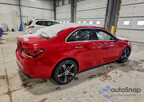 2019 Mercedes-Benz A 220 из США, поврежденный, VIN WDD3G4EB1KW030771